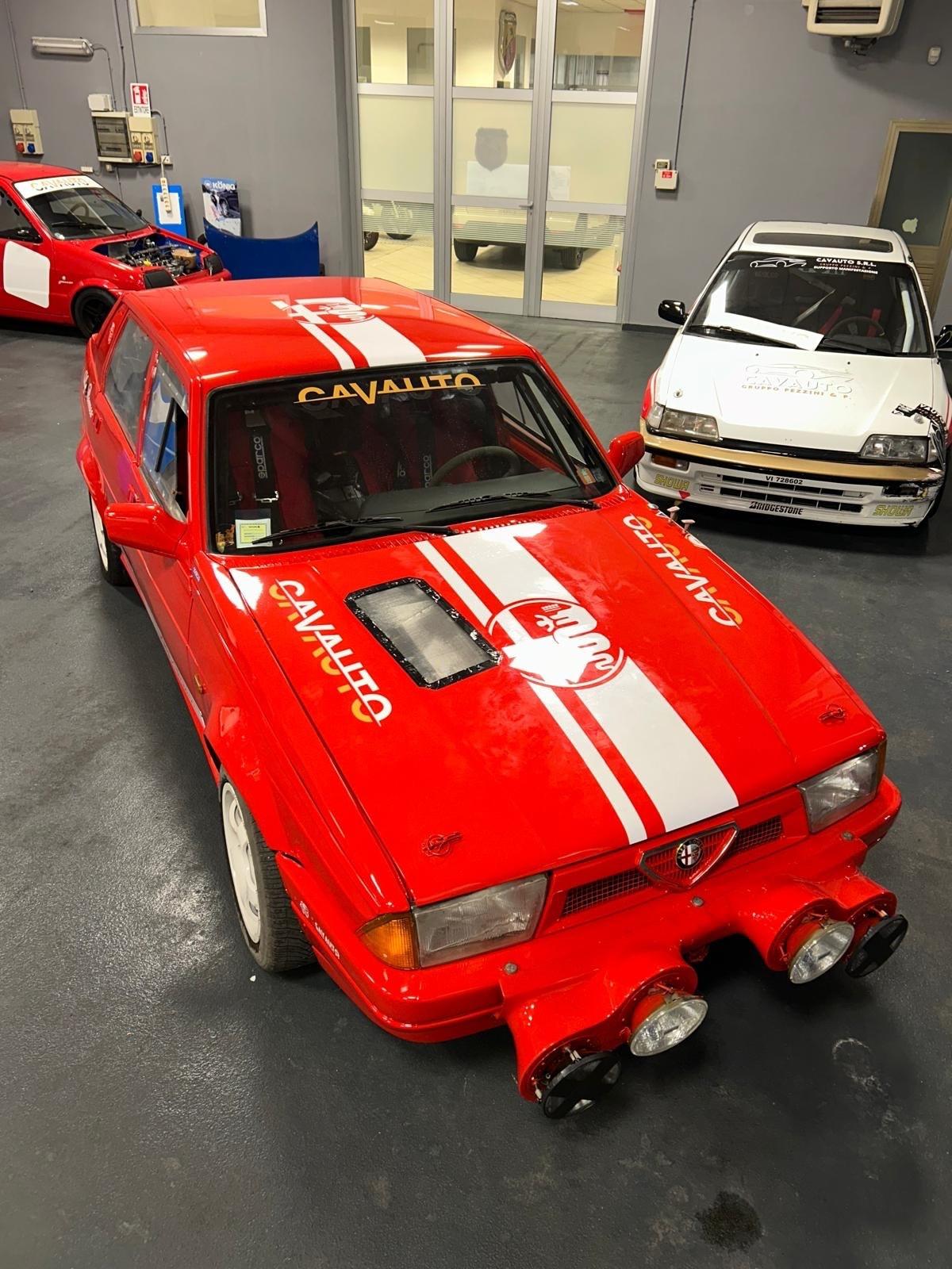 Alfa Romeo 75 2.0 TS Rally Drift