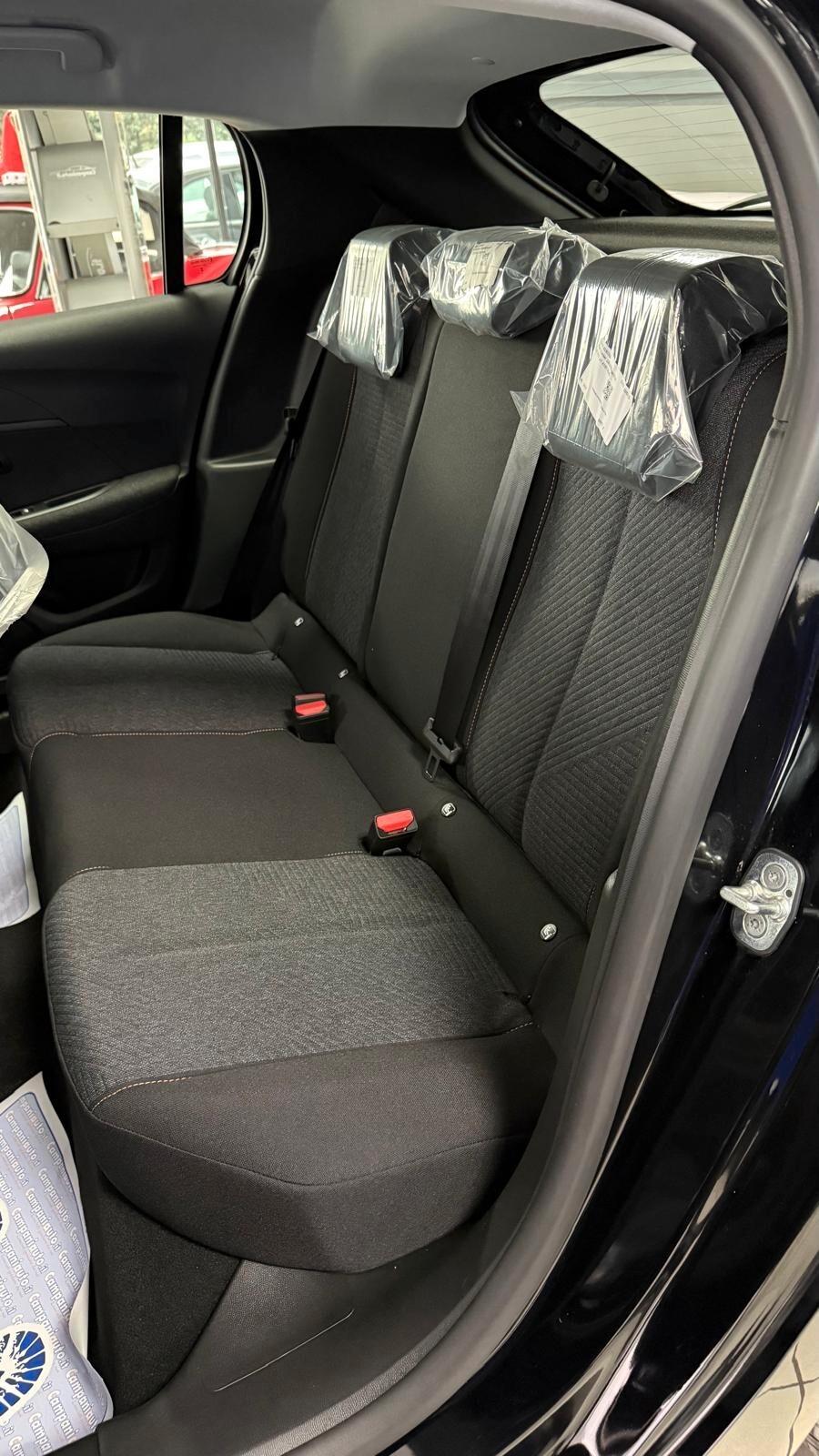 Peugeot 208 Hybrid 110 e-DCS6 Style