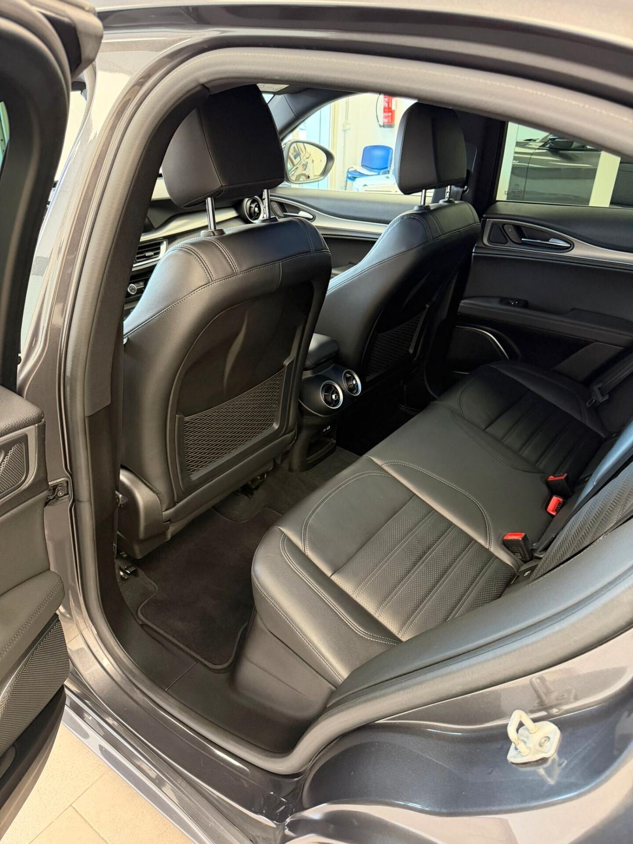 Alfa Romeo Stelvio 2.2 Turbodiesel 210 CV AT8 Q4 Veloce