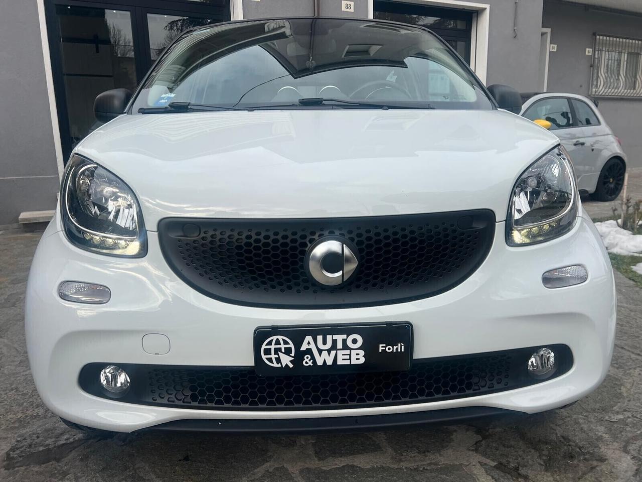 SMART FORFOUR 70 1.0 TWINAMIC PASSION AUT. NEOP.