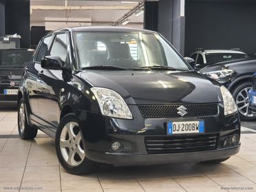 SUZUKI Swift 1.3 4x4 5p. GL
