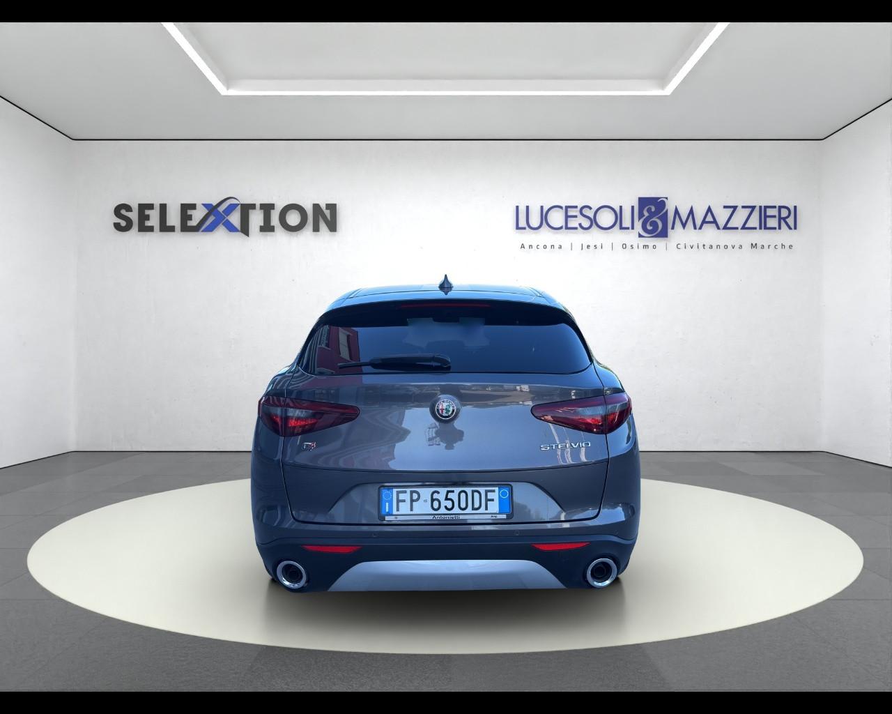 ALFA ROMEO Stelvio - Stelvio 2.2 Turbodiesel 210 CV AT8 Q4 Executive