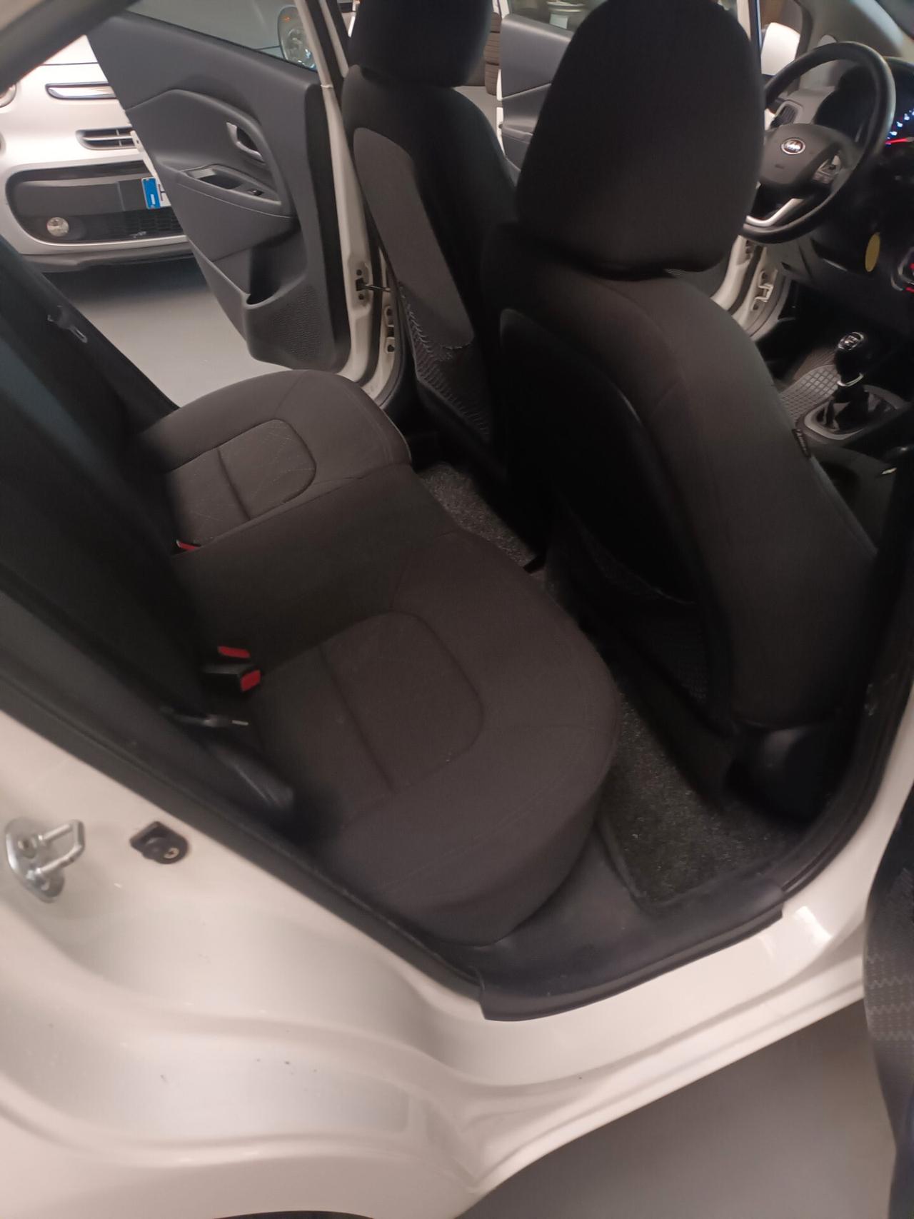 Kia Rio 1.1 CRDi WGT 5p. EX PLUS