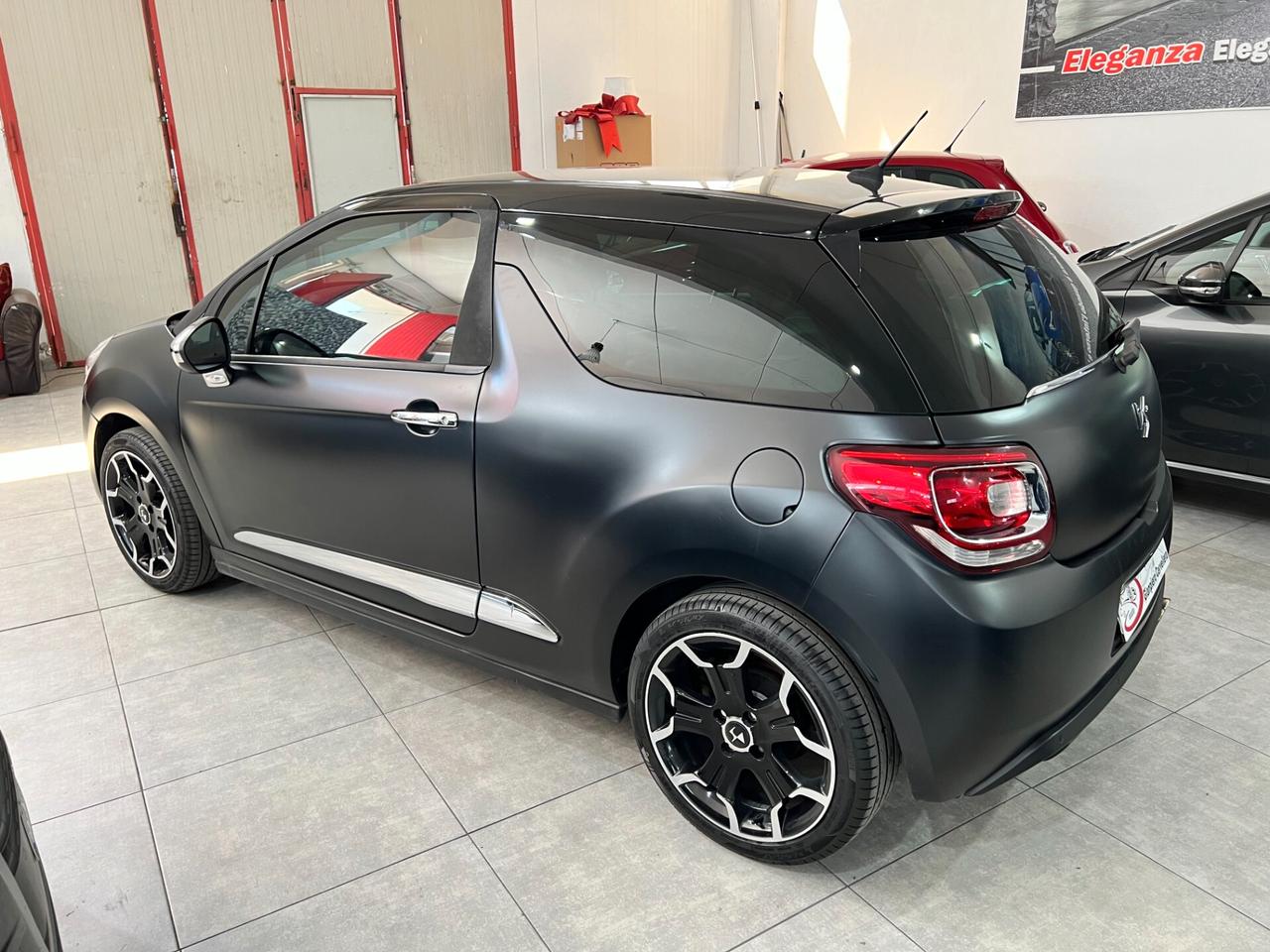 Ds DS3 1.6 90 CV - Just Black - 2011