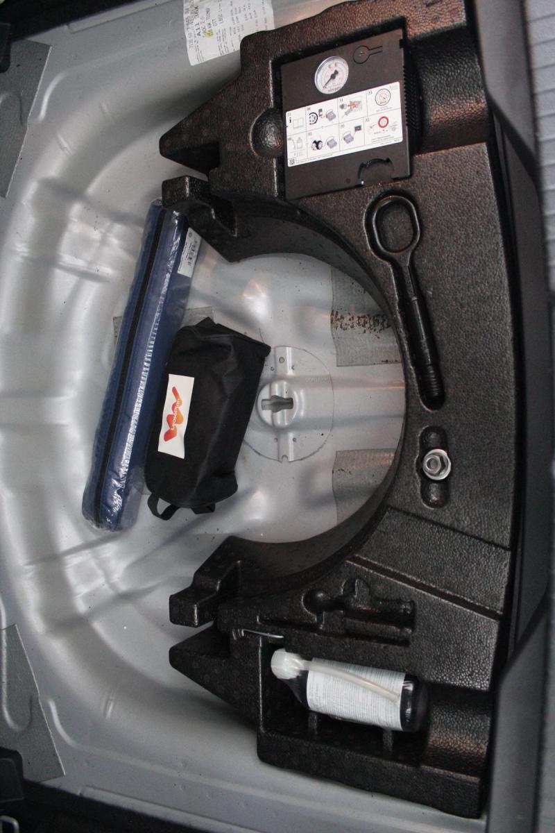 VOLKSWAGEN - T-Roc - 2.0 TDI SCR Business BlueMot.Tech.