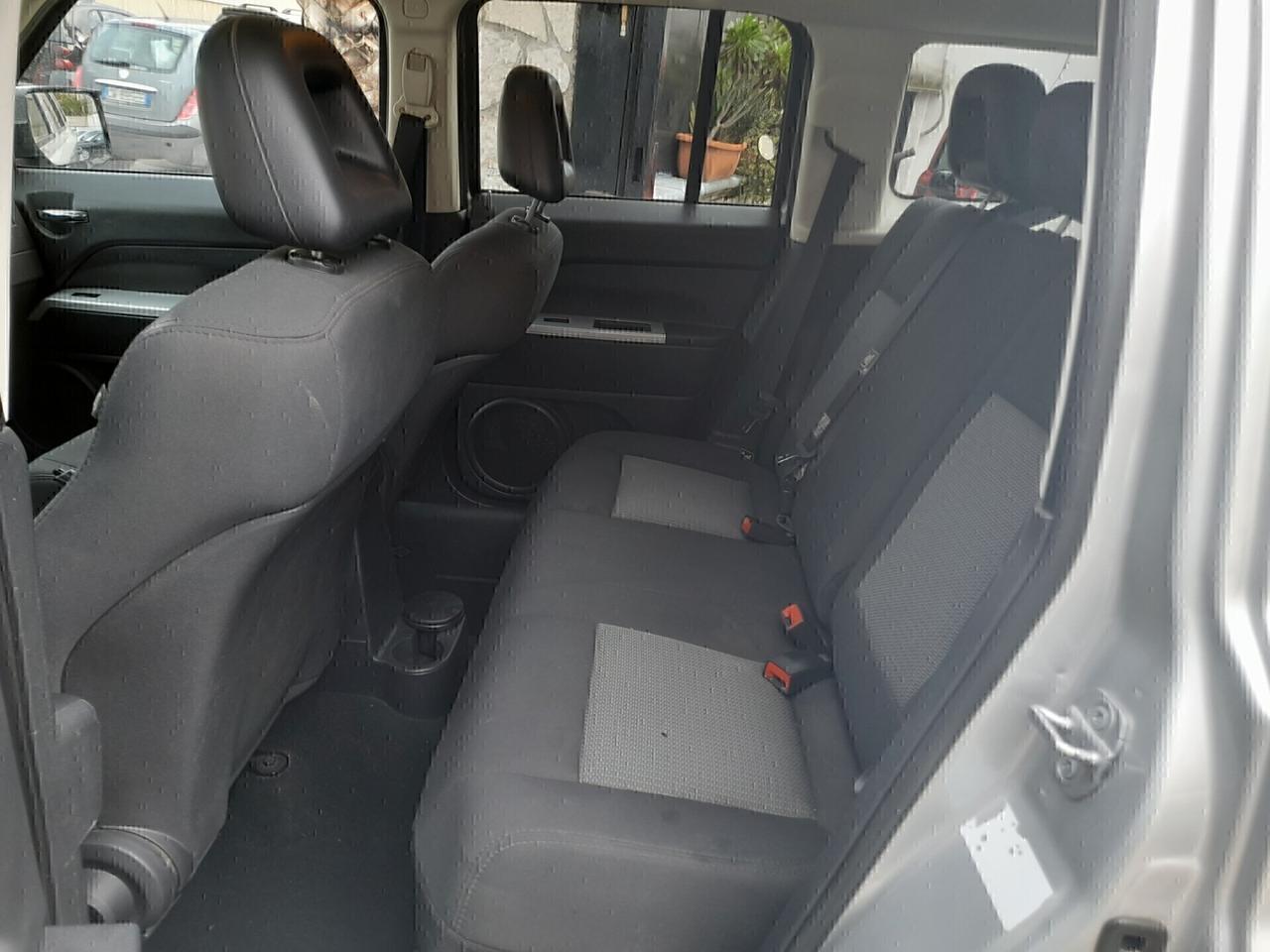 JEEP PATRIOT CON GANCIO TRAINO