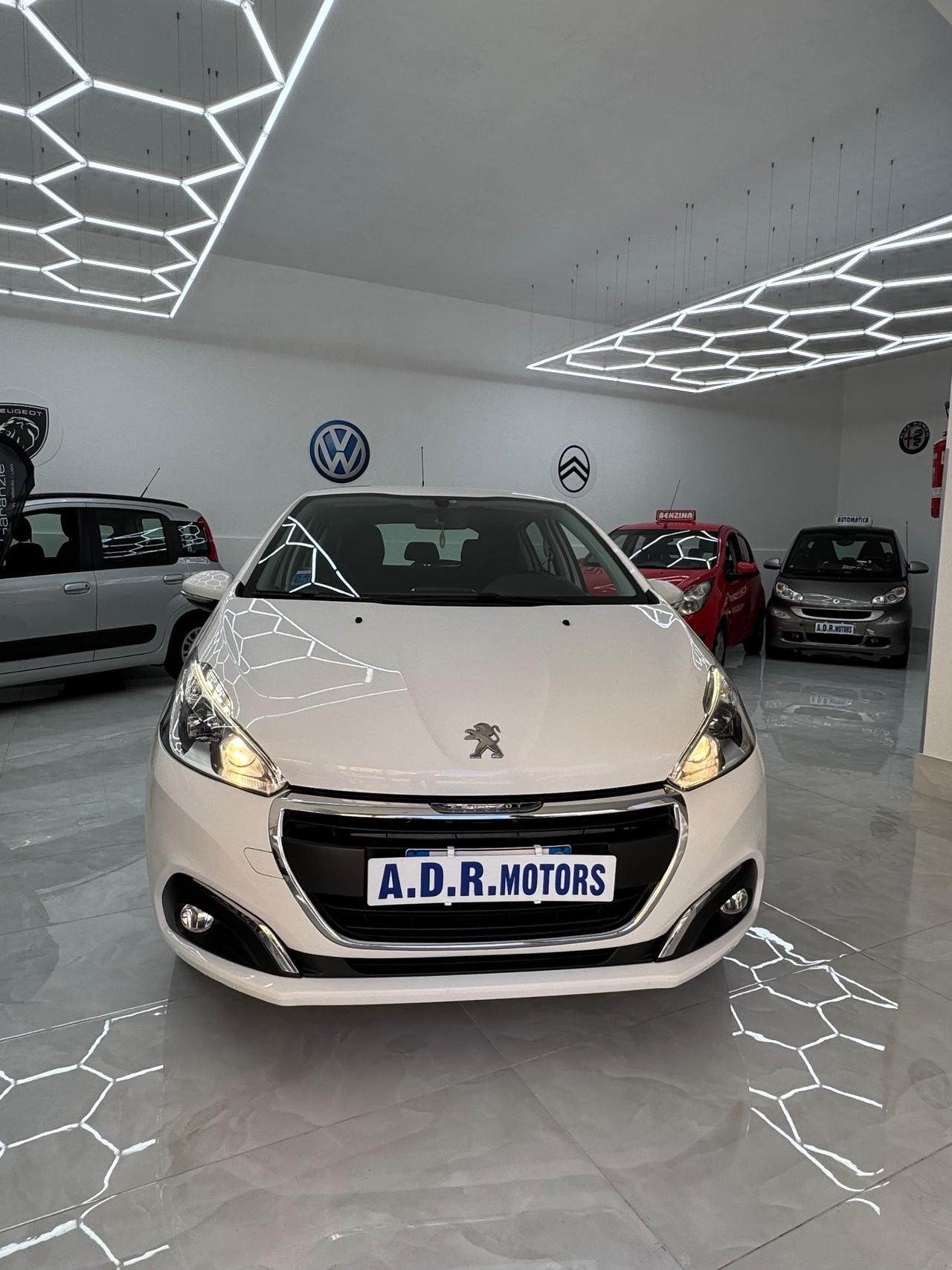 Peugeot 208 PureTech 82 5 porte Allure