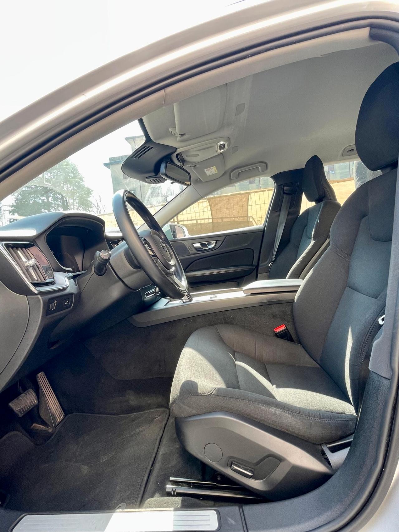 Volvo V60 Geartronic IVA ESPOSTA - TAGLIANDI UFFICIALI