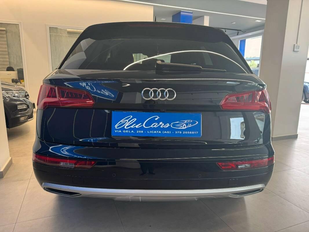 Audi Q5 35 2.0 tdi mhev Business Sport 163cv s-tronic