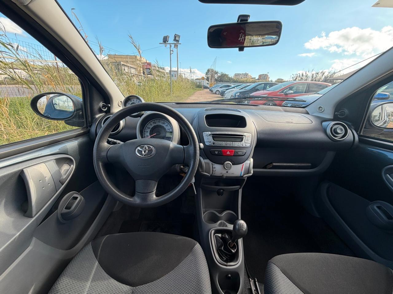 TOYOTA AYGO 1.0 5 PORTE ADATTA NEOPATENTATI