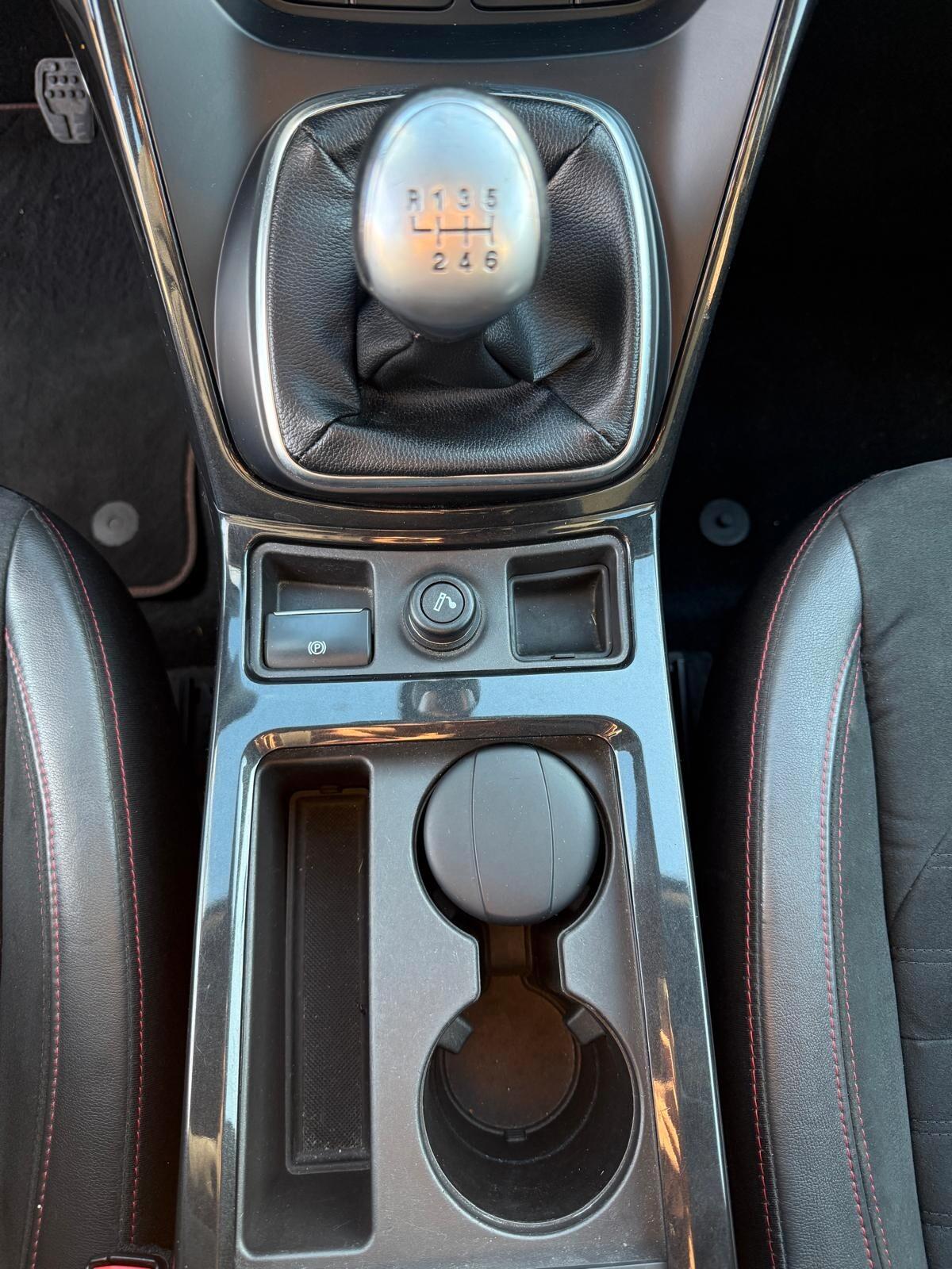 Ford Kuga 1.5 EcoBoost 120 CV S&S 2WD ST-Line NESSUN VINCOLO