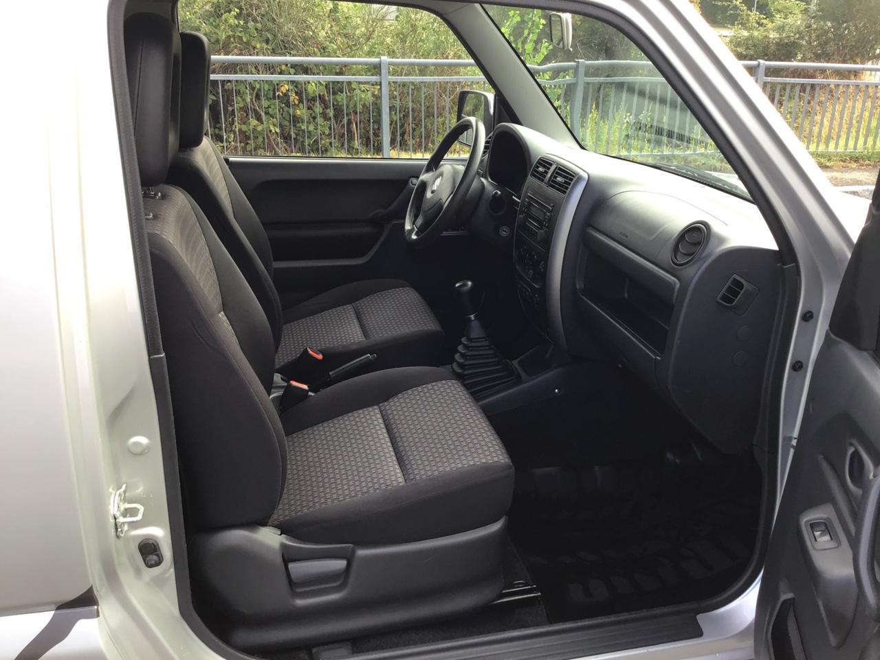 Suzuki Jimny 1.3i 16V cat 4WD JLX