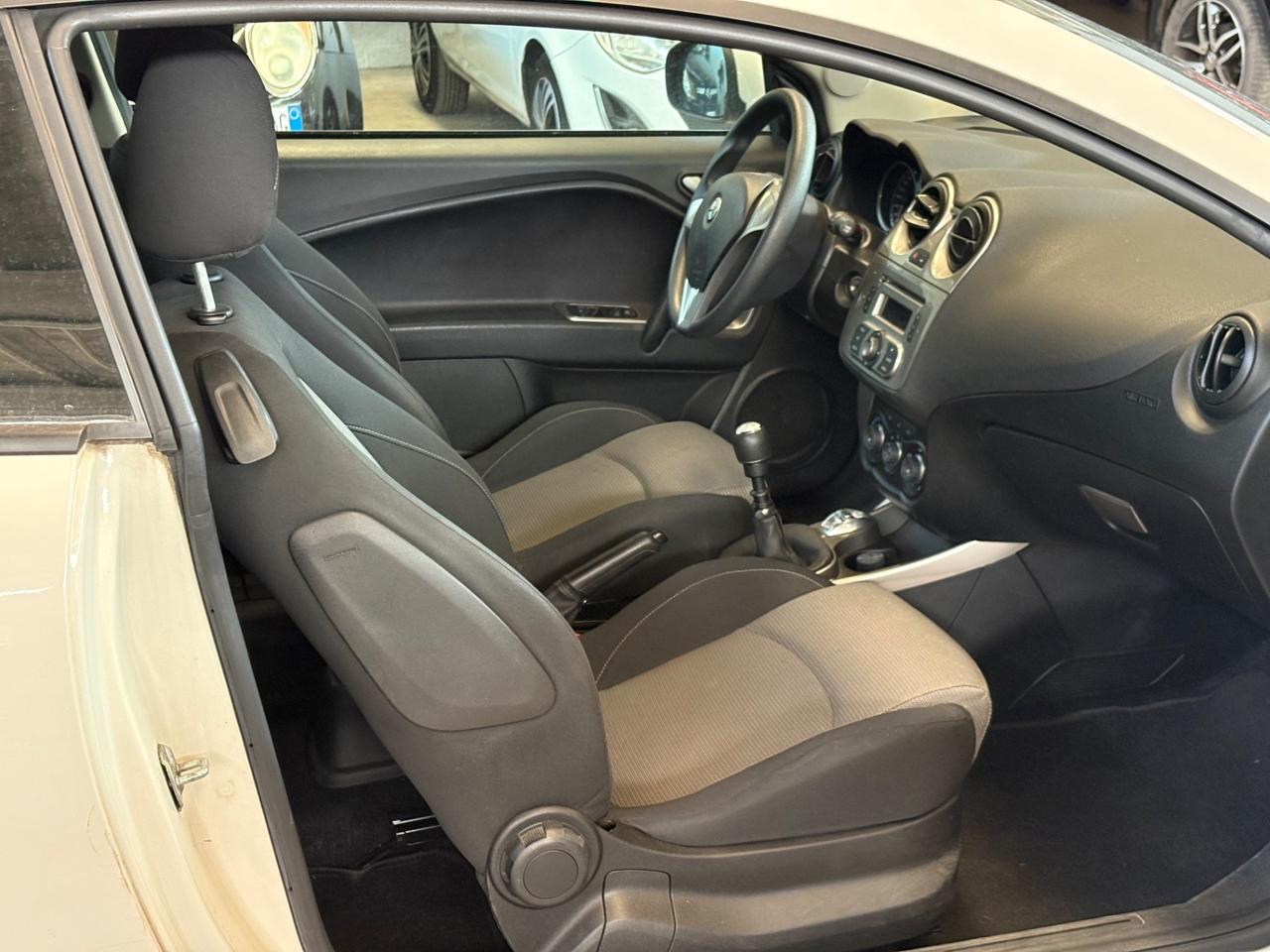 Alfa Romeo MiTo 1.4 105 CV M.air S&S Distinctive