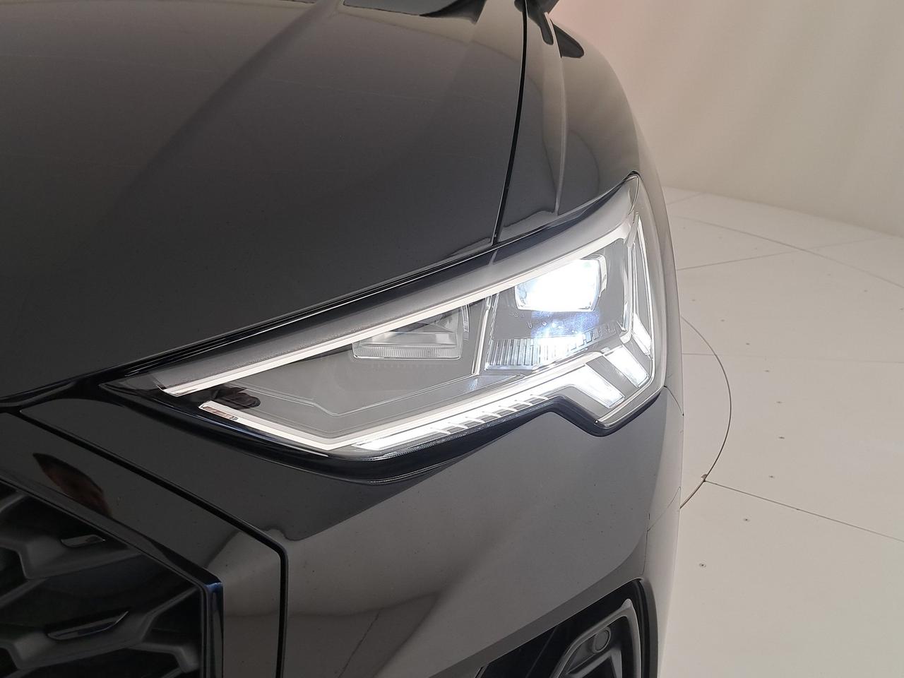 Audi Q3 sportback 35 1.5 tfsi s line edition s-tronic