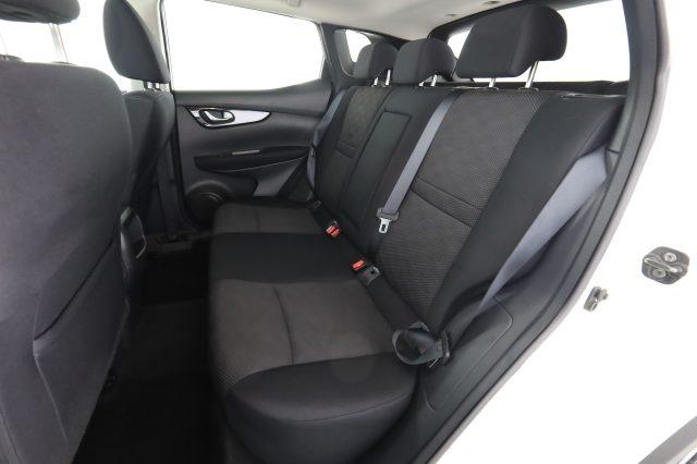NISSAN Qashqai Qashqai 1.2 DIG-T N-Connecta