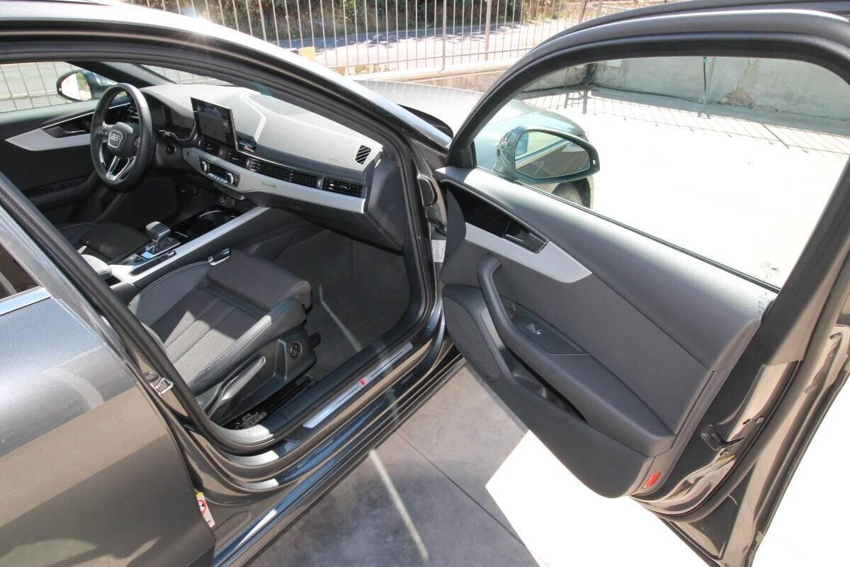 Audi A4 Avant 40 TDI quattro S line edition 2024