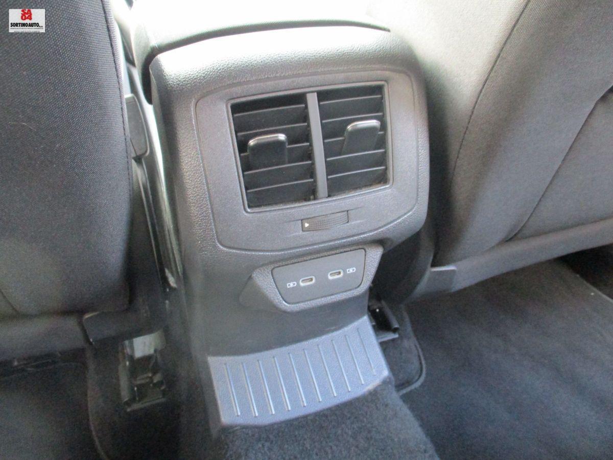 VOLKSWAGEN T-Roc 1.0 TSI BUSINESS 110cv 2021