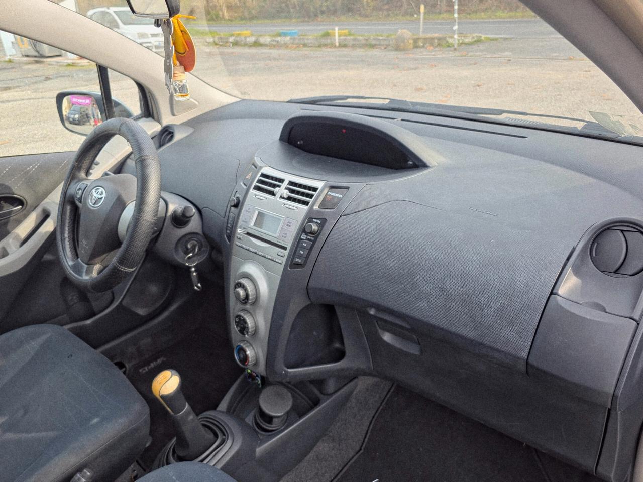 Toyota Yaris 1.4 D-4D 5 porte 2006-E4 Manuale NEO Gasolio