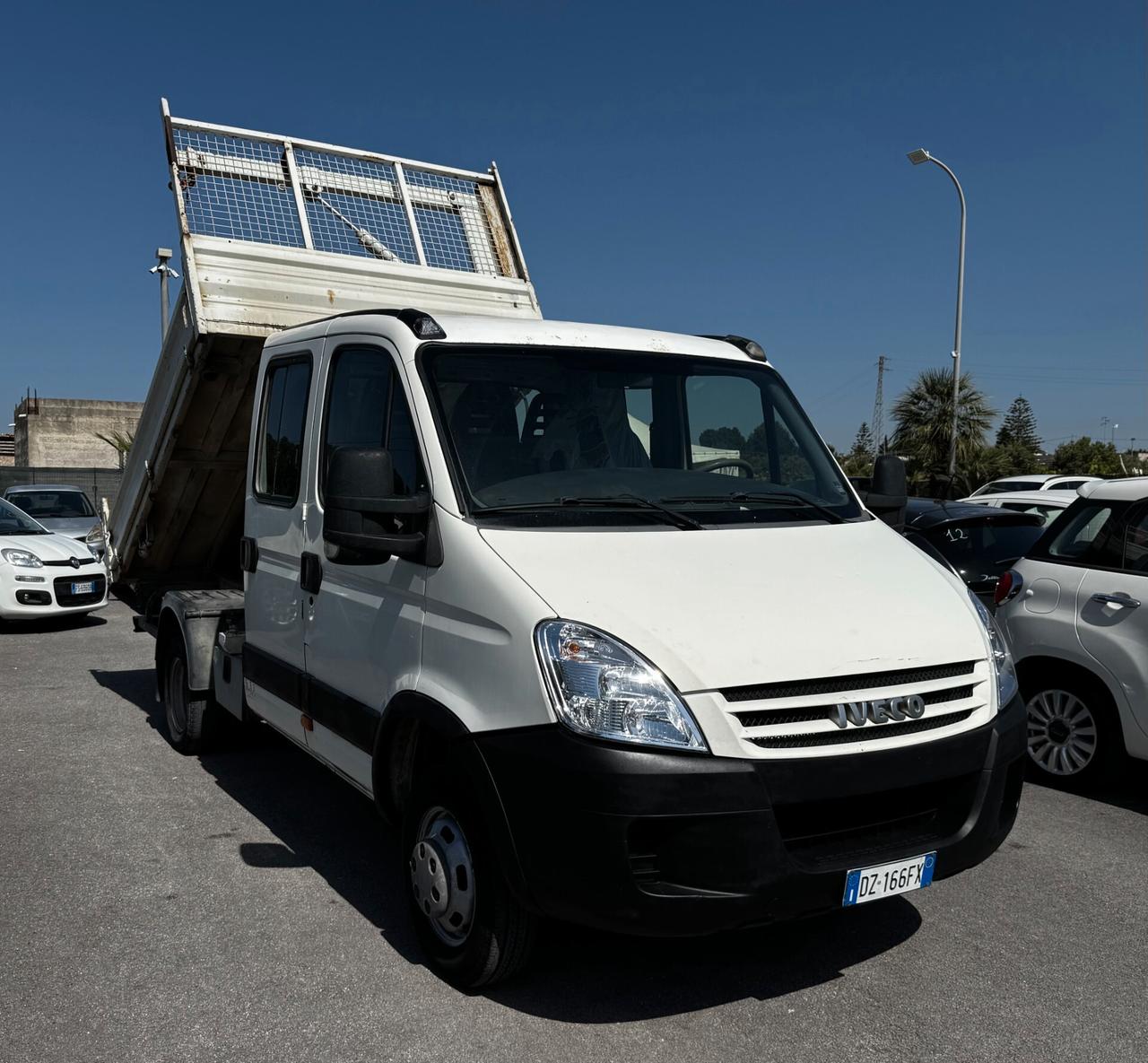 2008 Iveco Daily ribaltabile con gru