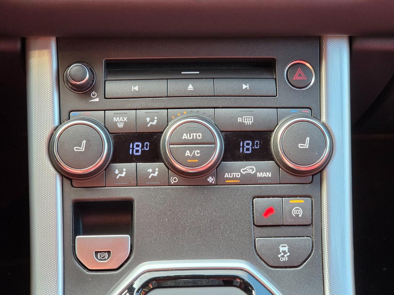 Rover Range Evoque 2.2 interno CARTIER