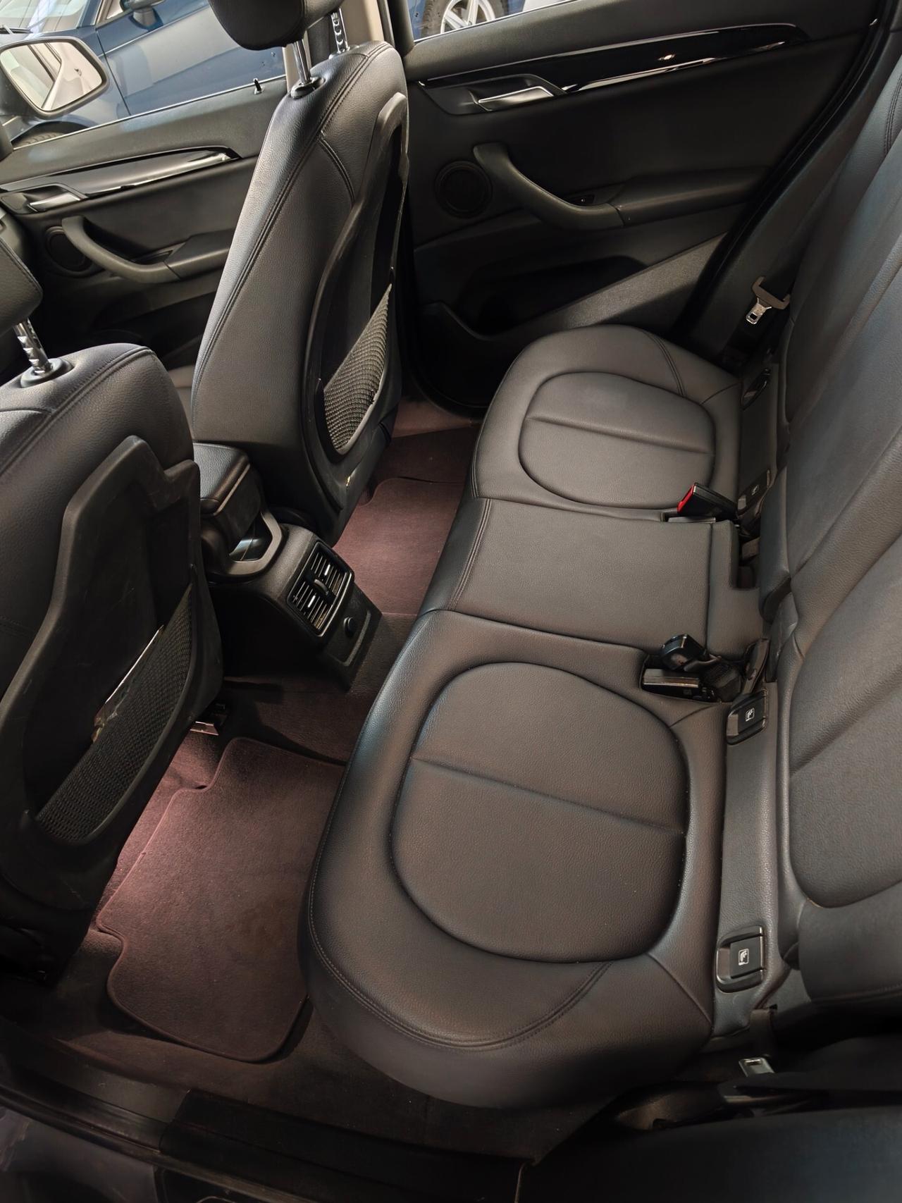 Bmw X1 sDrive18d xLine