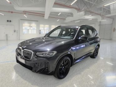 BMW 109 CV INSPIRING SUV