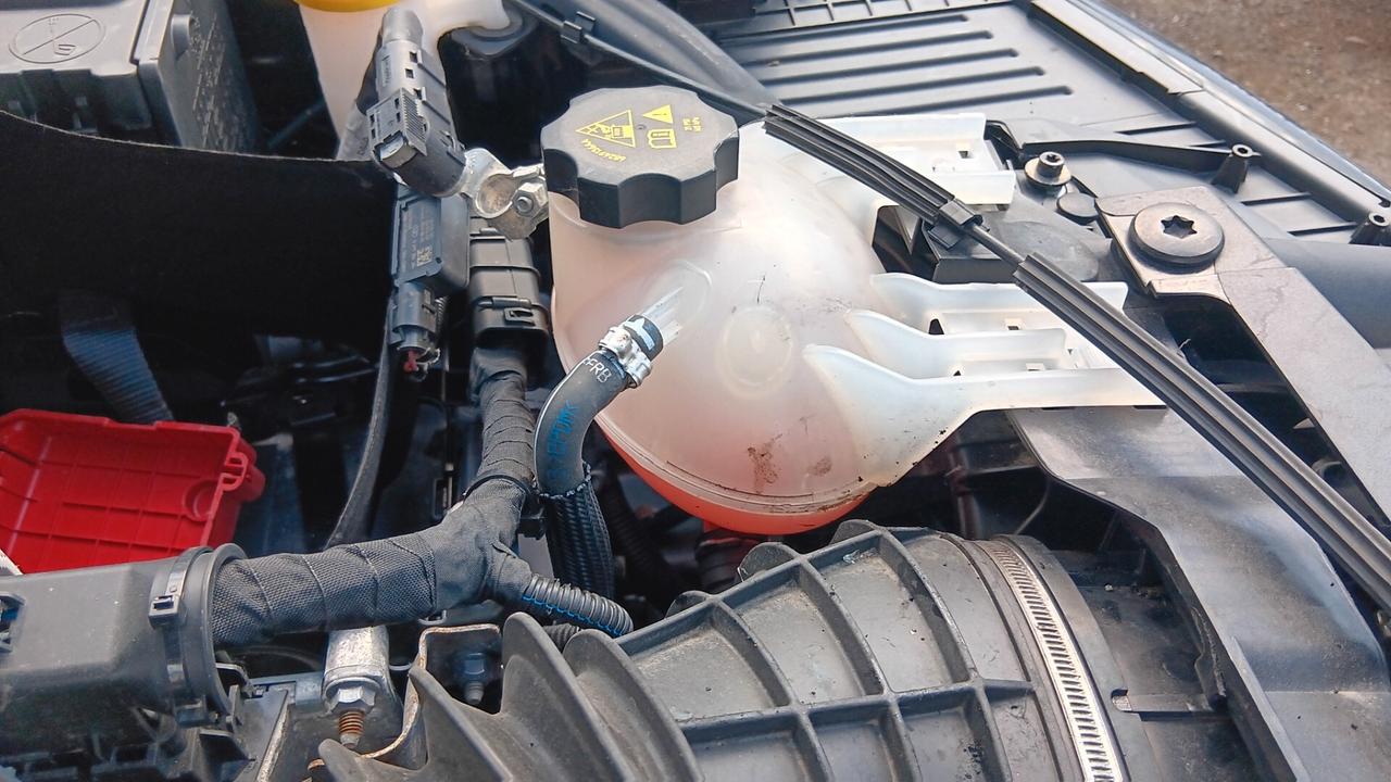 Alfa Romeo Tonale incidentata sinistrata mondialcars 023