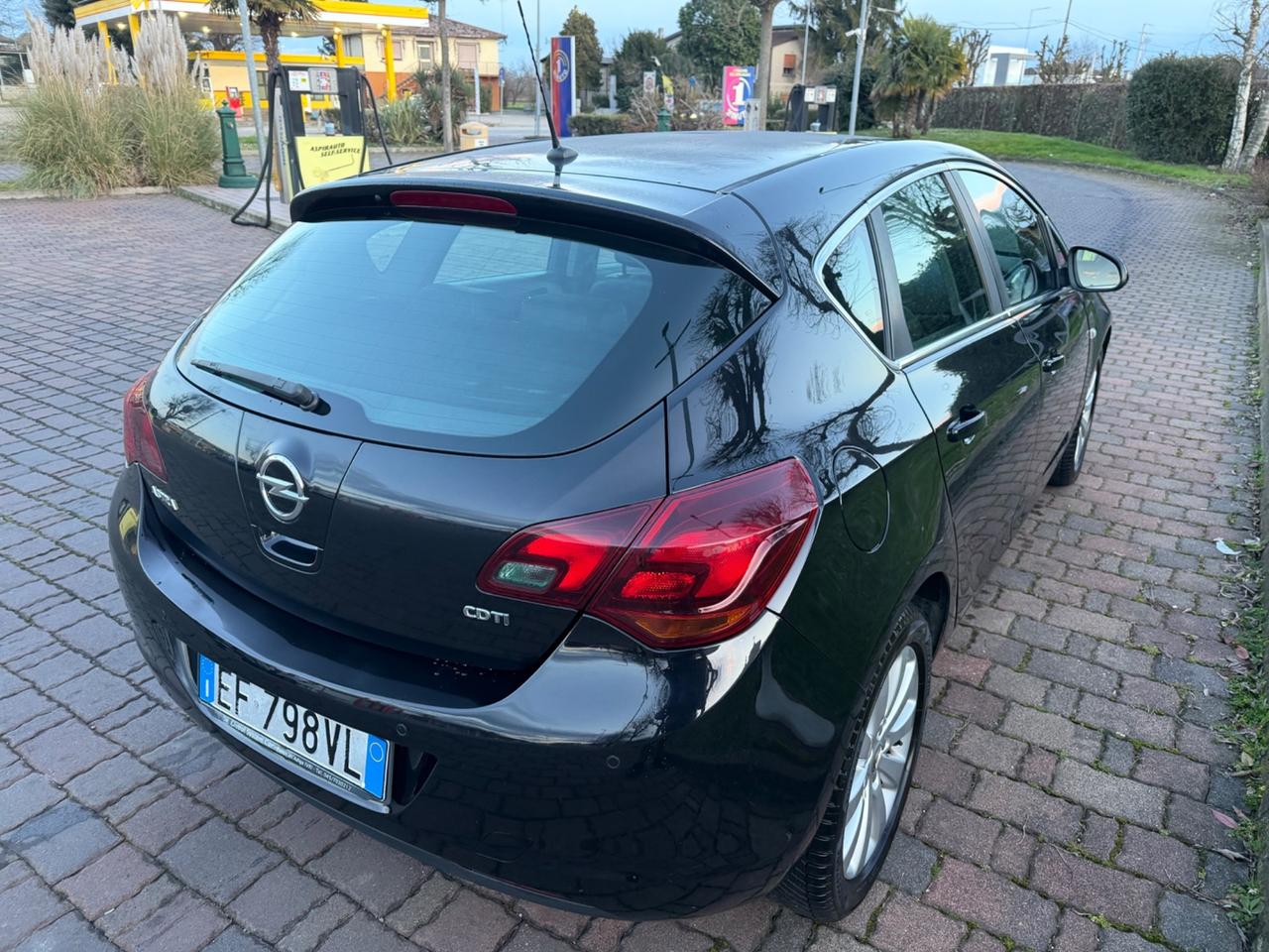 Opel Astra 1.7 diesel 2011 NEOPATENTATI