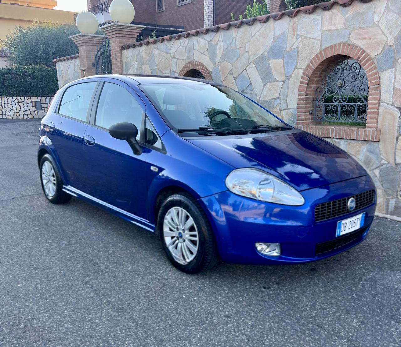 Fiat Grande Punto 1.4. GPL-benzina 5 porte