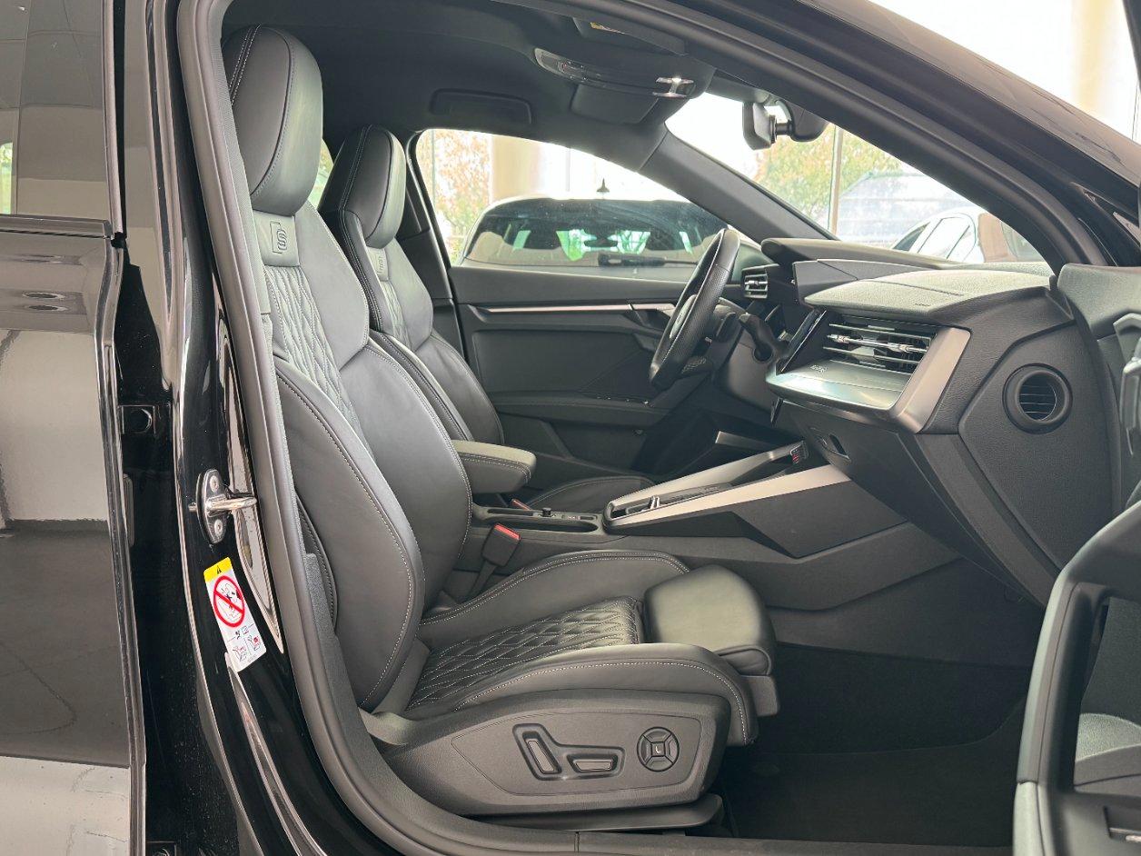 Audi S3 Sportback 2.0 tfsi Sport Attitude quattro s-tronic