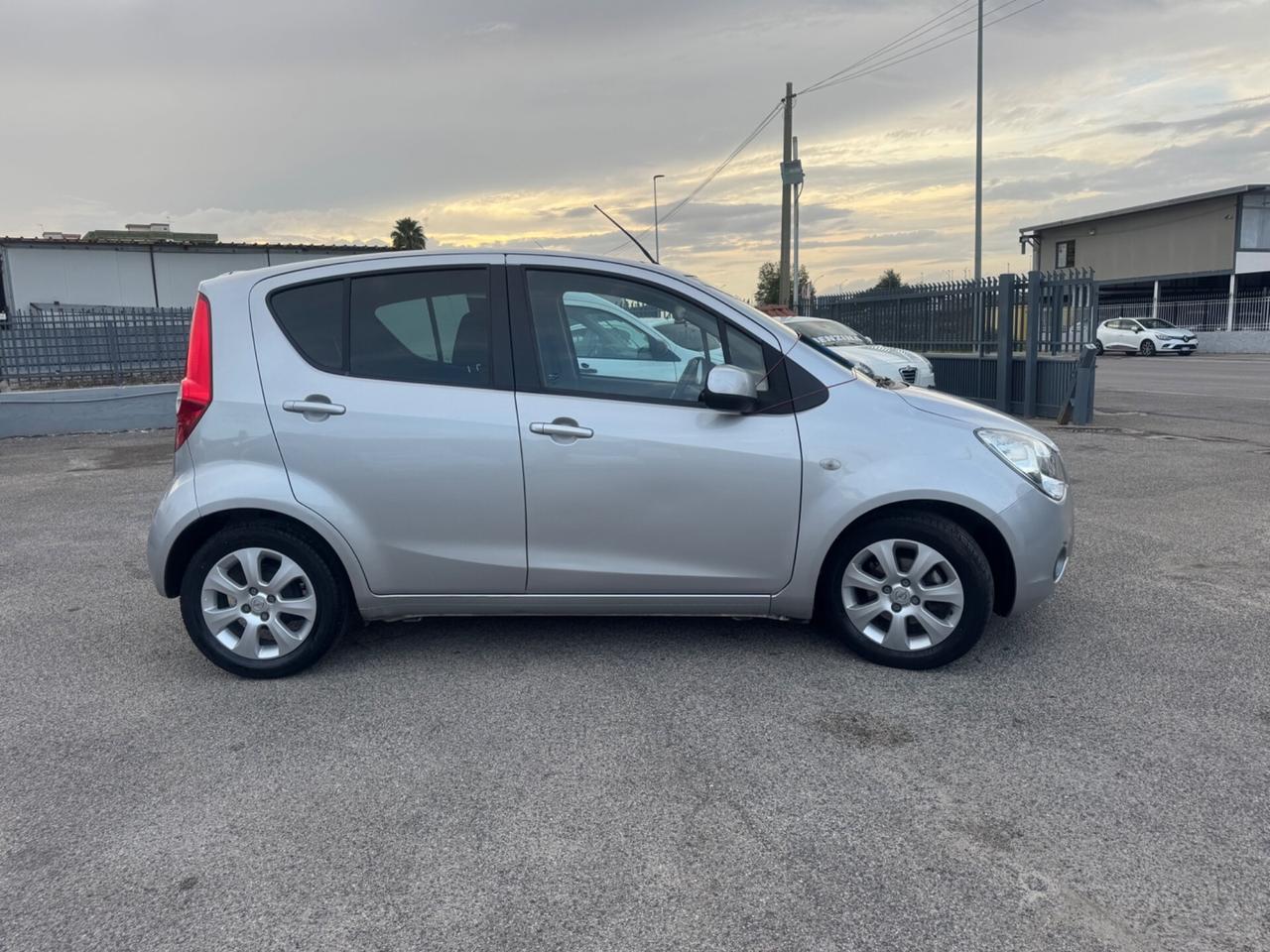 Opel Agila 1.2 16V 86CV GPL-TECH Enjoy