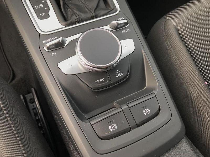 Audi Q2 35 TFSI S-Tronic Business Advanced NAVI+FULL LED+CAMERA