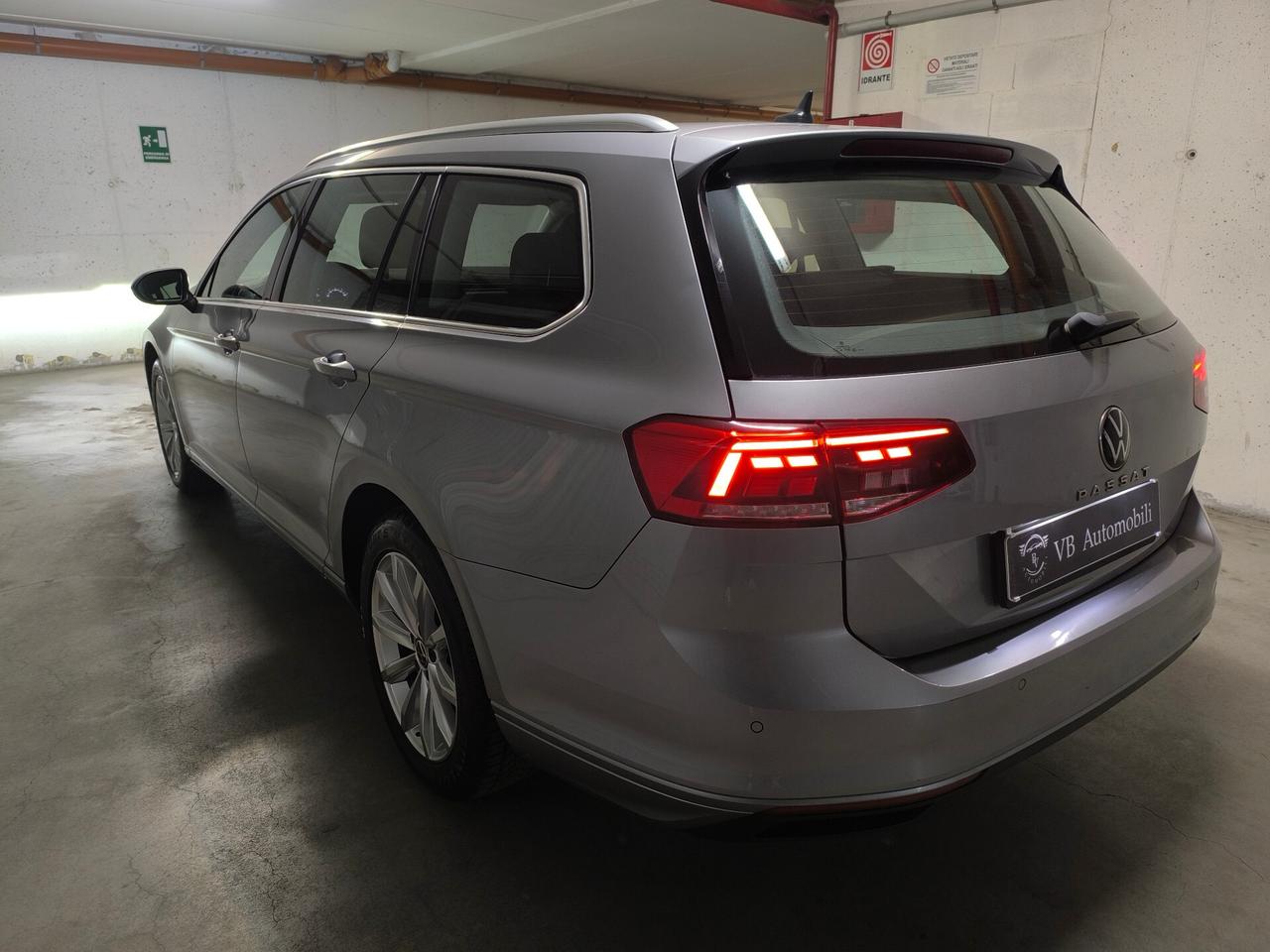 Volkswagen Passat Variant 2.0 TDI SCR 122 CV EVO DSG Business