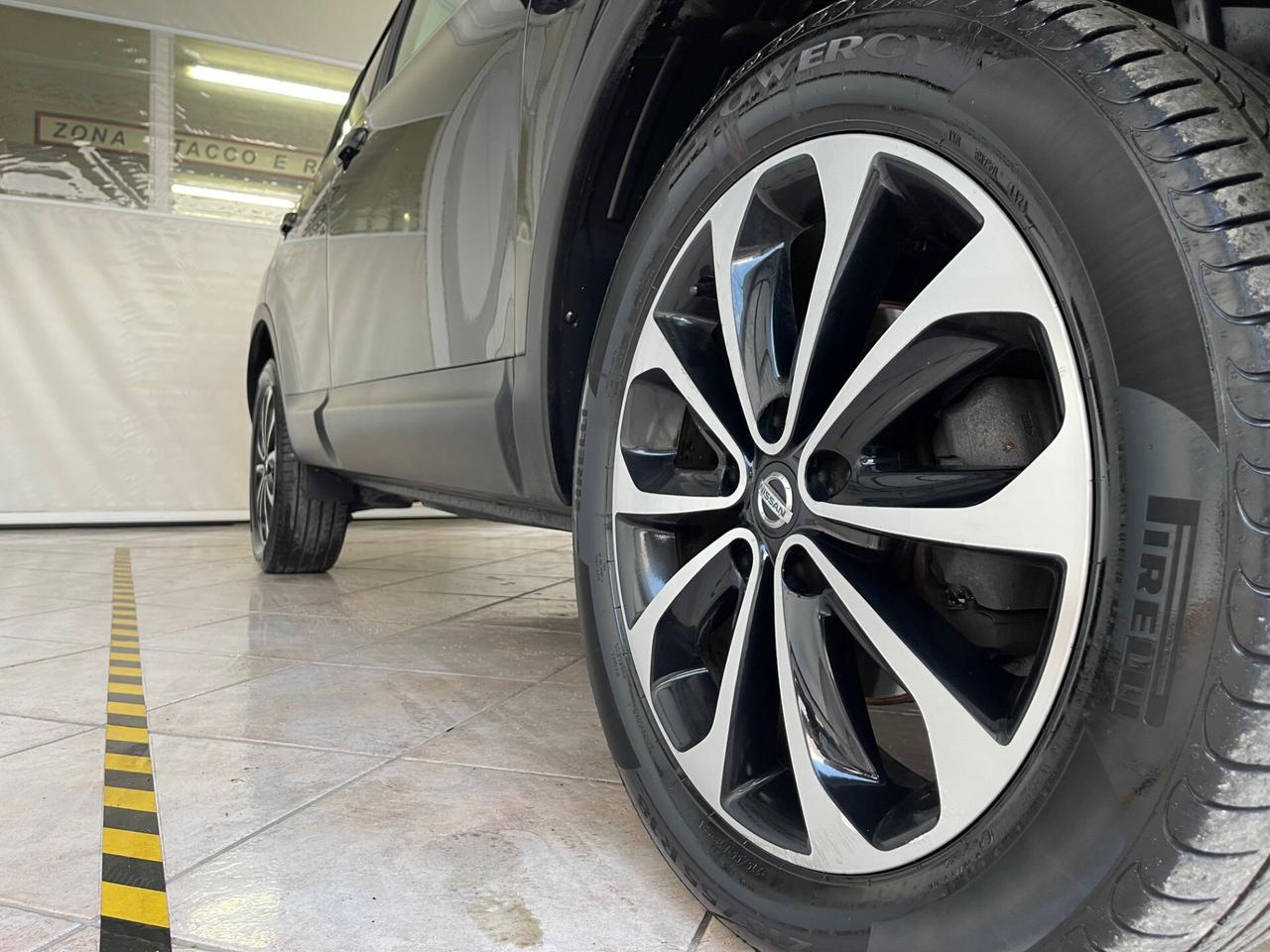 Nissan Qashqai 1.6 dCi DPF 360 N-Connecta