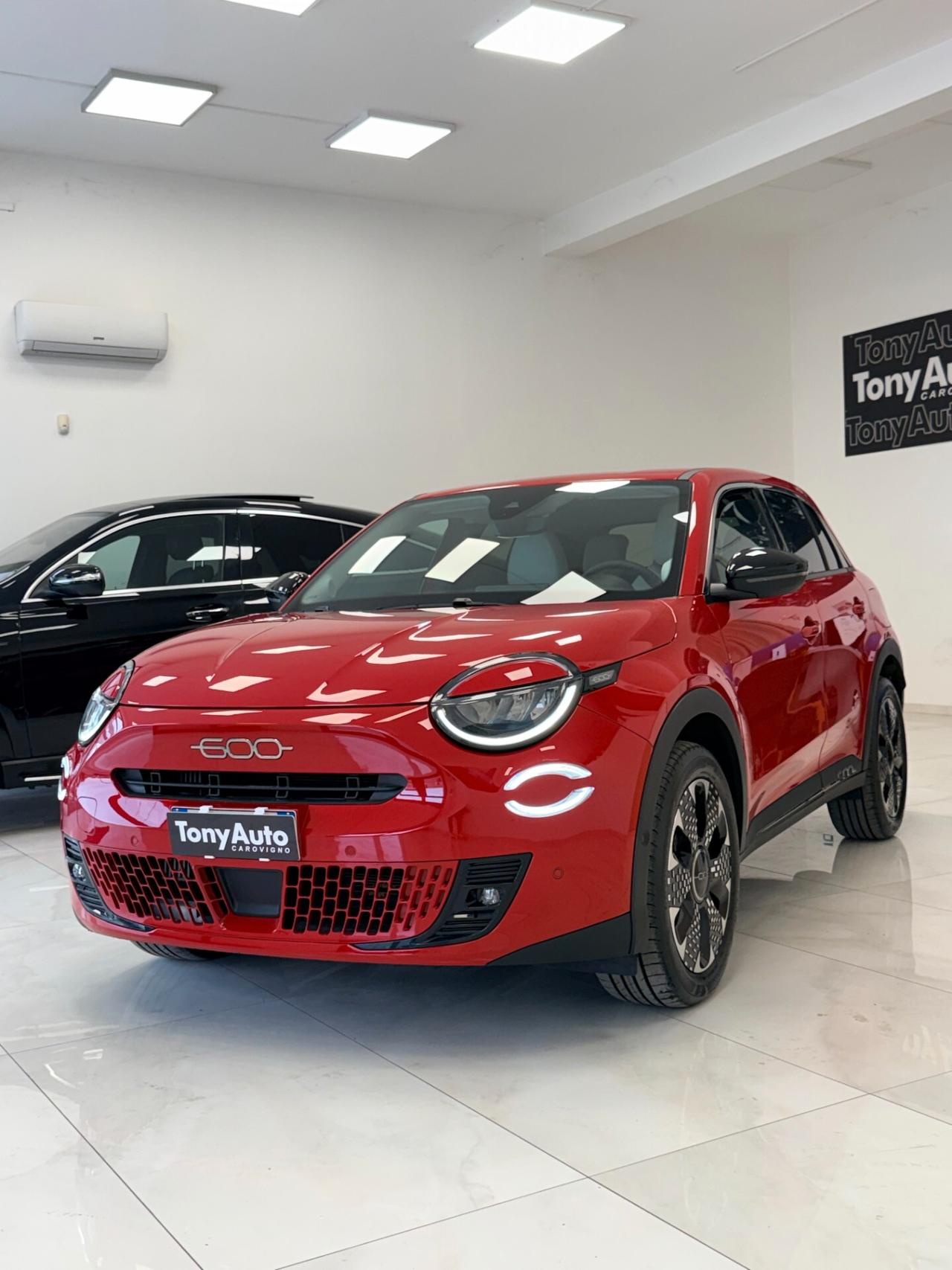 Fiat 600 1.2 hybrid La Prima auto NAVI,TELECAMERA 360,PELLE CHIAR,APPLE CARPLAY,VIRTUAL COCKPIT,ANDROID AUTO,