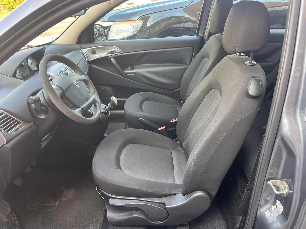 LANCIA YPSILON 1.2 68CV PLATINUM