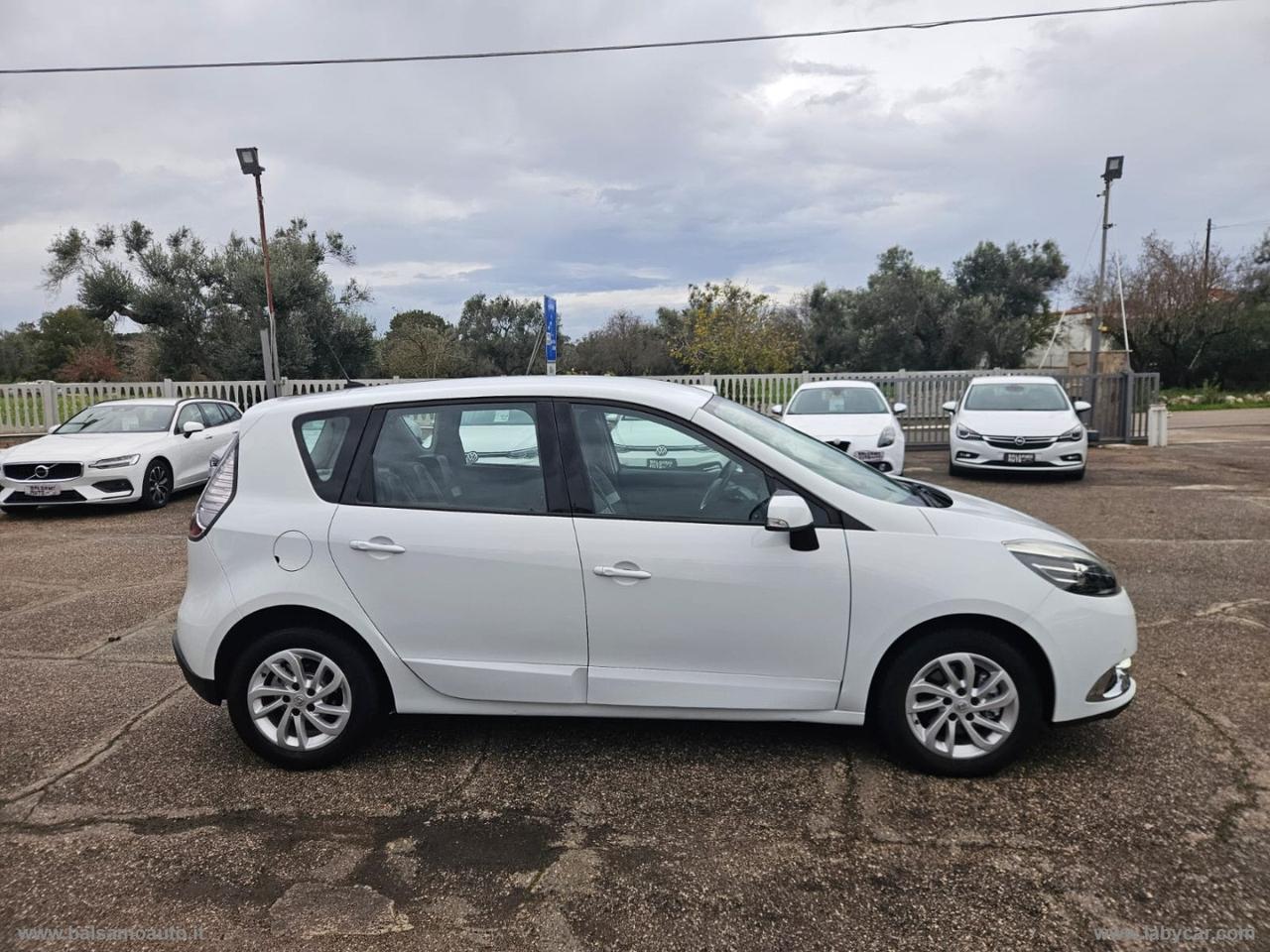 RENAULT Scénic XMod 1.5 dCi 110 CV Limited