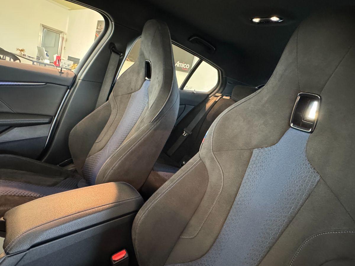 BMW Serie 1 118d M Sport Black Cromo Solo 58.000km