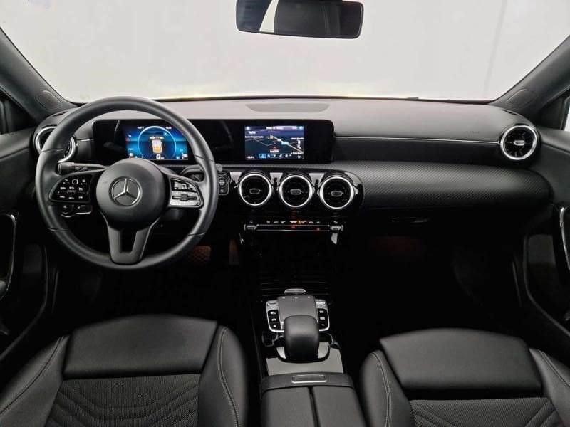 Mercedes-Benz Classe A 180 d 116 CV Automatica NAVI LED Business Extra