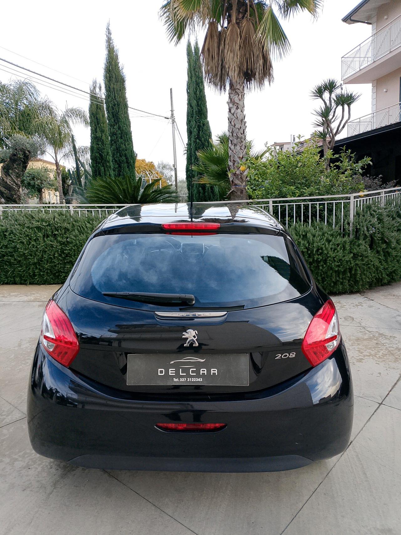 Peugeot 208 1.2 VTi 82 CV 5 porte Allure