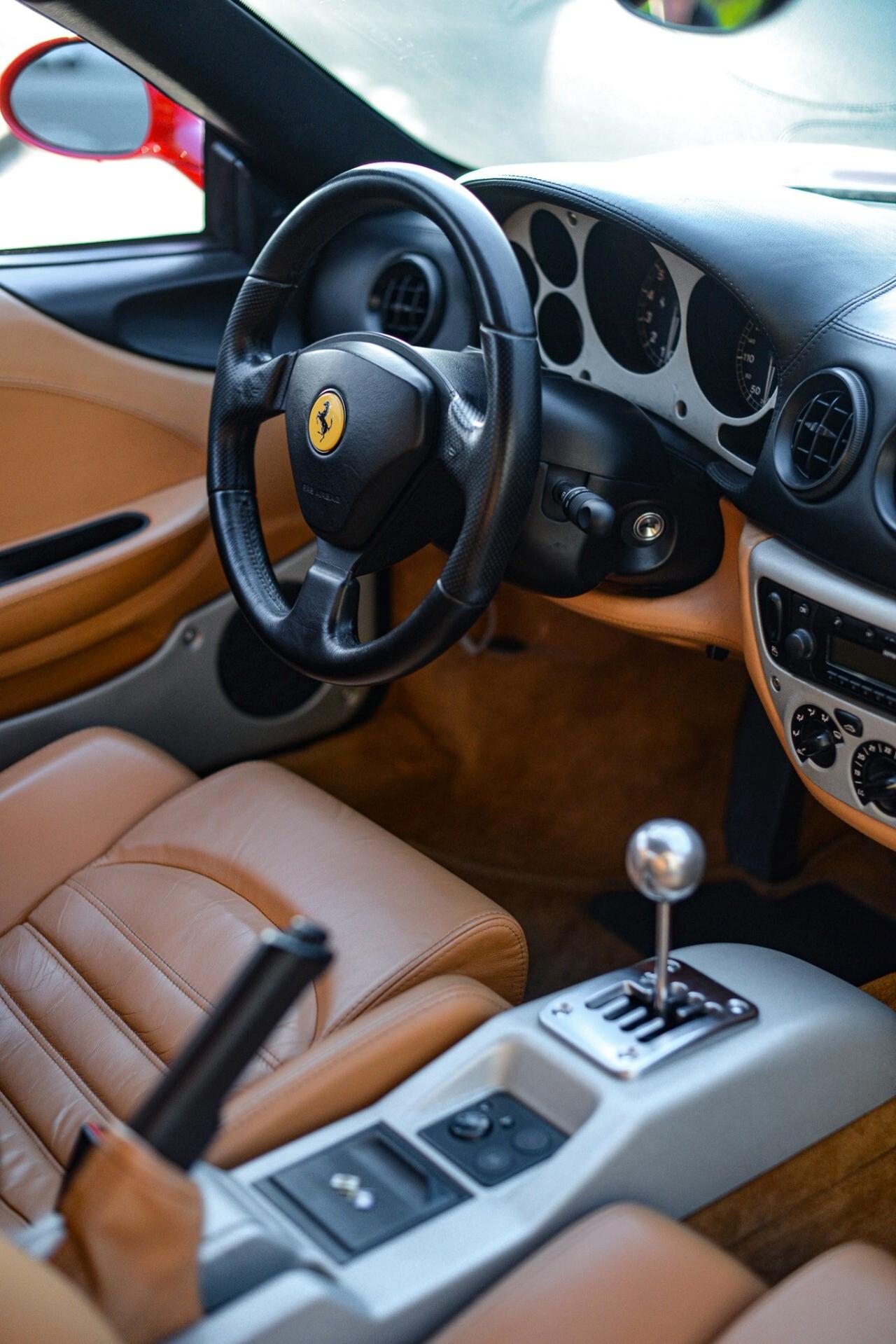 Ferrari 360 Modena MANUALE - interni BEIGE