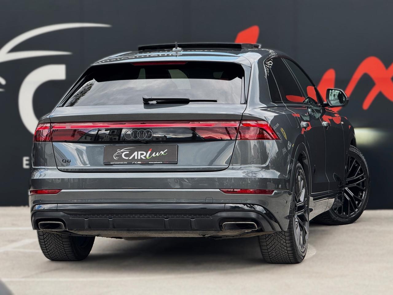 Audi Q8 50 TDI MHEV S line Quattro 286CV TETTO