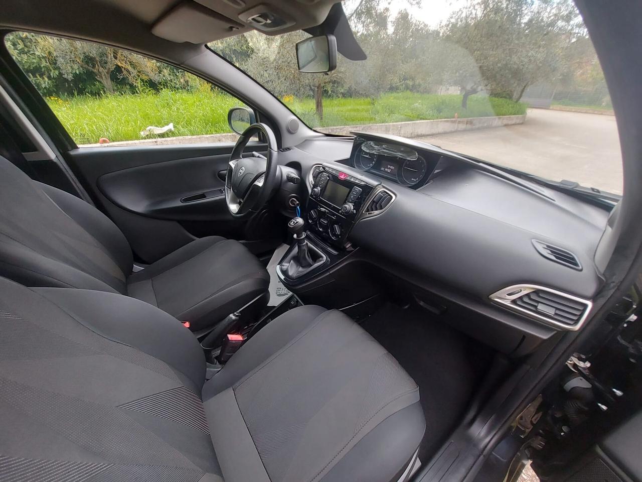 Lancia Ypsilon 1.2 S&S Gold 69CV -PREZZO REALE-