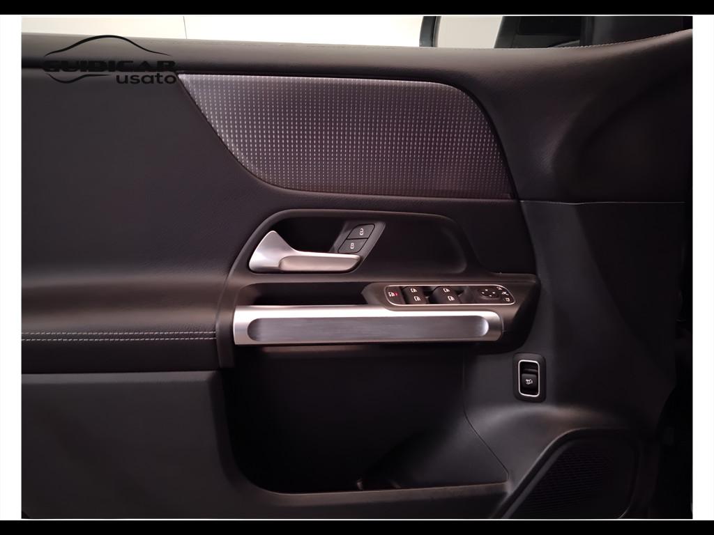 Mercedes-Benz GLB - X247 2019 - GLB 200 d Sport Plus auto