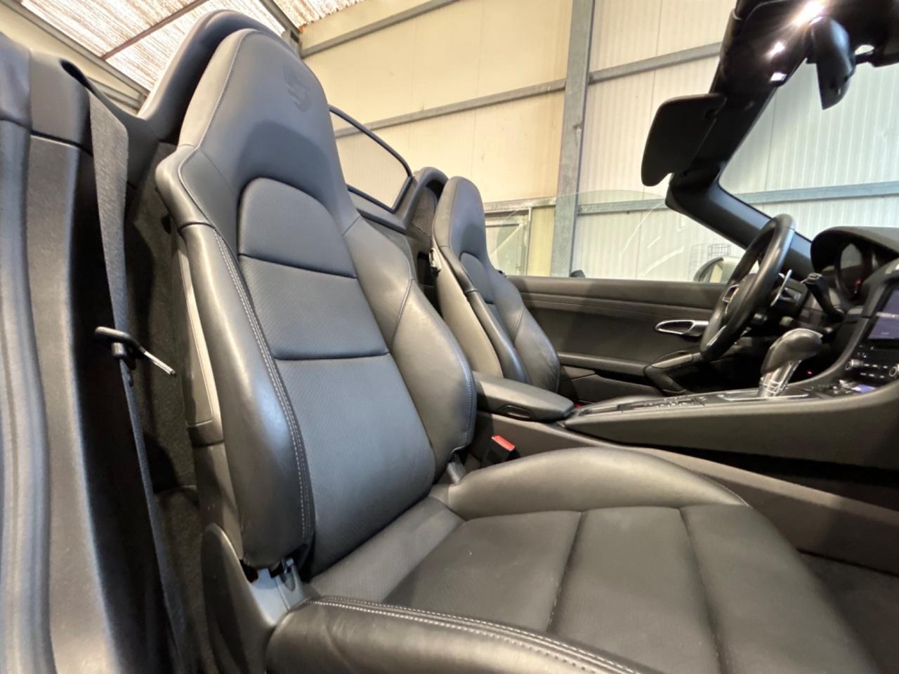 Porsche 718 Spyder Boxster PDK