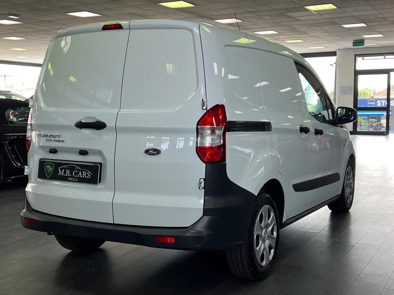 Ford Transit Courier 1.5 tdci + IVA