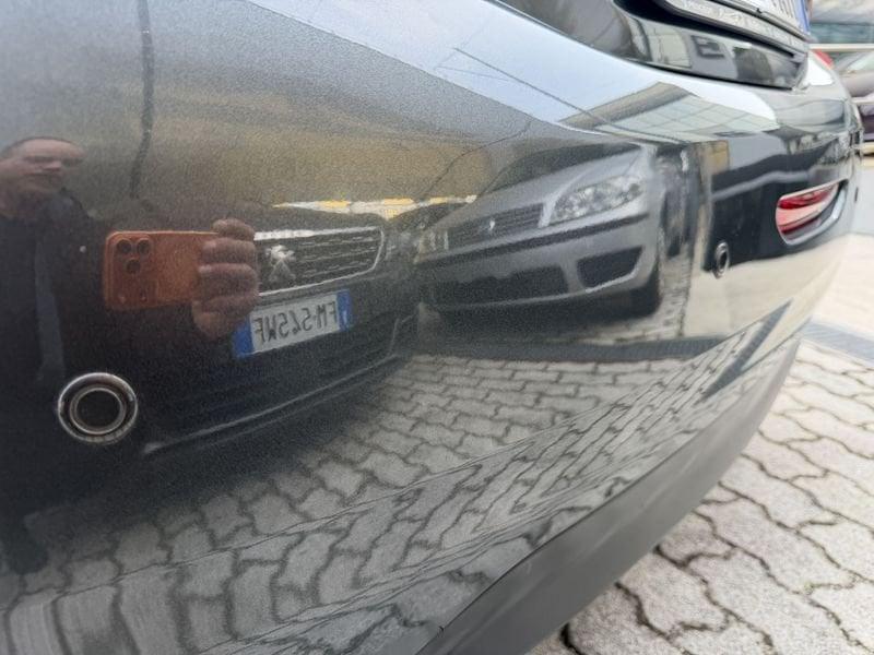 Peugeot 208 208 5p 1.2 puretech Allure 82cv CINGHIA NUOVA !!!