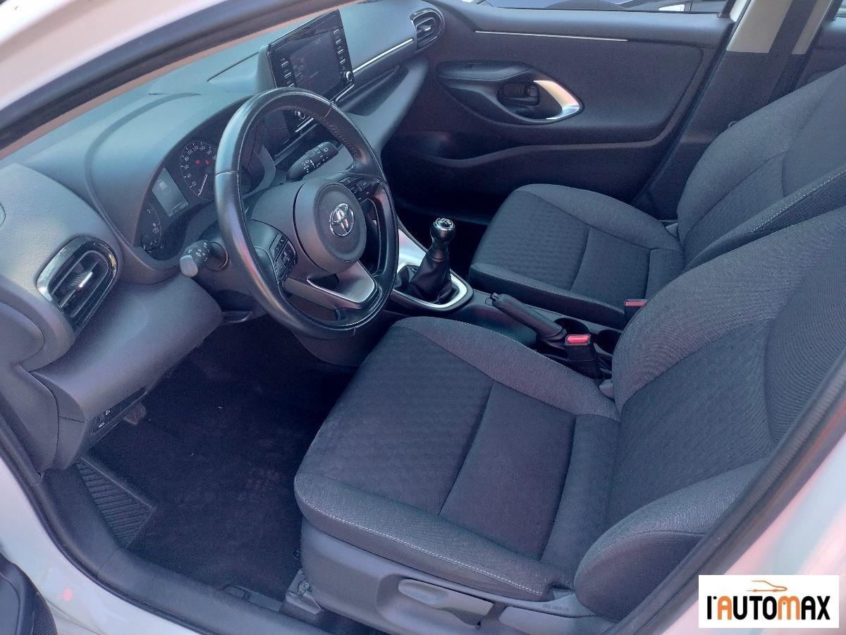 TOYOTA - Yaris 1.0 Business