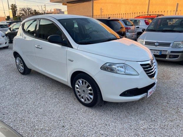 LANCIA Ypsilon 1.2 benzina gpl ecochic 2015