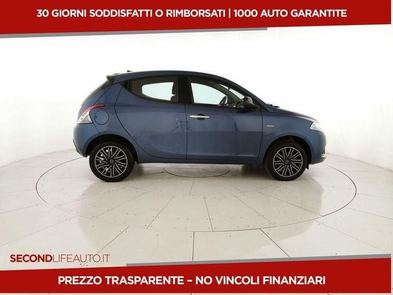 Lancia Ypsilon 1.0 firefly hybrid Oro s&s 70cv